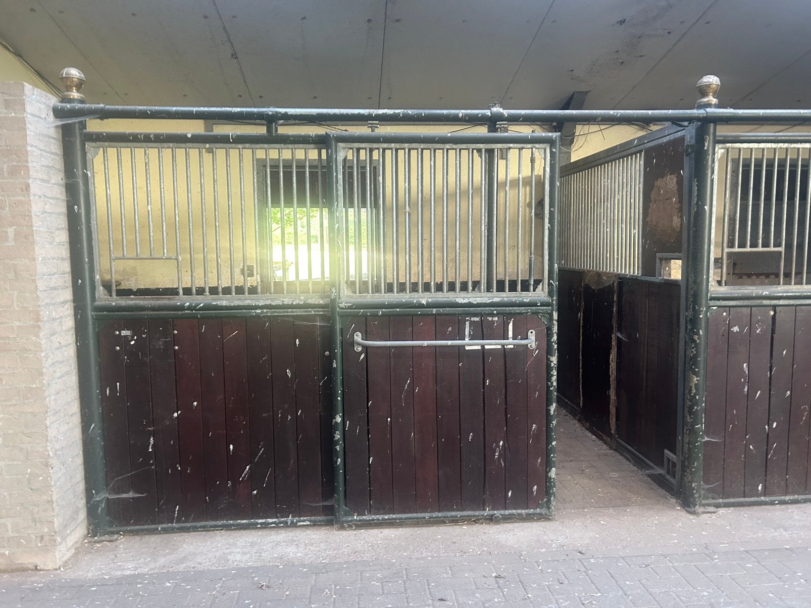 Paardenstallen paardenboxen, Dieren en Toebehoren
