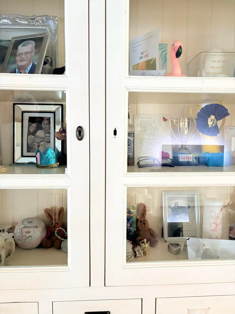 Witte buffetkast met vitrine en opbergruimte, Ophalen, Met deur(en), 200 cm of meer, 150 tot 200 cm