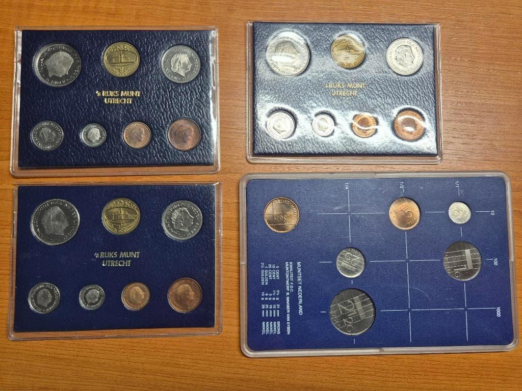 jaarsets guldens 's rijks munt, Ophalen of Verzenden, Koningin Juliana, 1 gulden, Setje