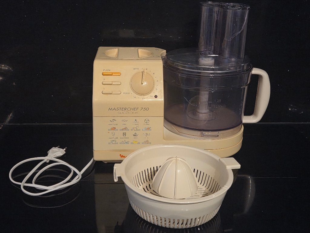 Moulinex Masterchef Keukenmachine, 1 tot 2 liter, Ophalen of Verzenden, Gebruikt, 3 snelheden of meer