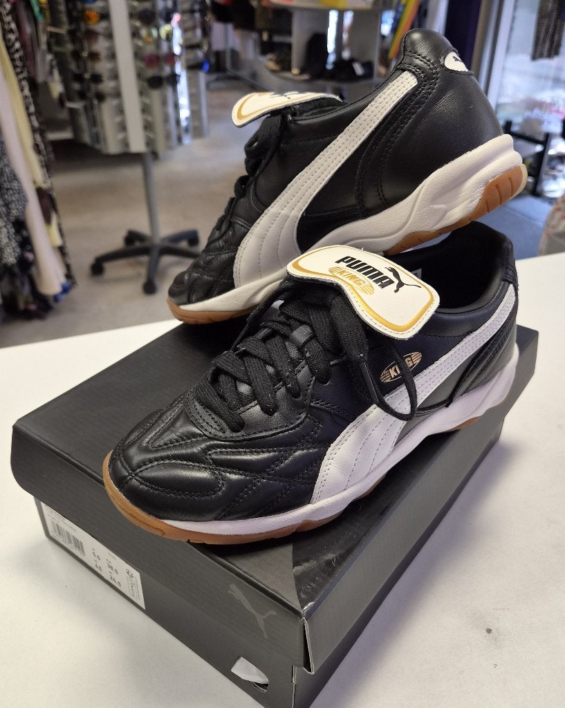 Puma King indoor voetbal schoenen 38.5 leer nieuw nr 51578, Puma SE, Puma, Nieuw, Puma Way 1, 91074 Herzogenaurach, Germany