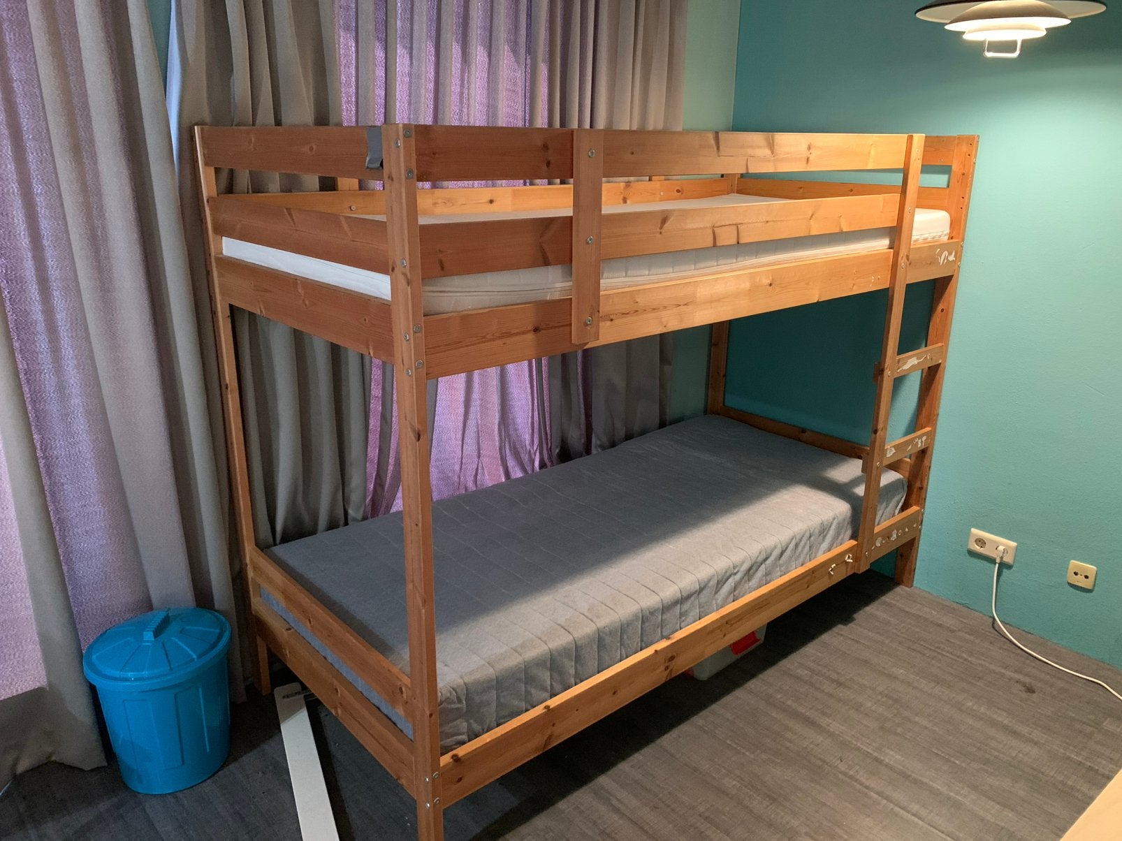 Houten IKEA stapelbed, Huis en Inrichting, Slaapkamer | Stapelbedden en Hoogslapers, Ophalen, Gebruikt, Stapelbed