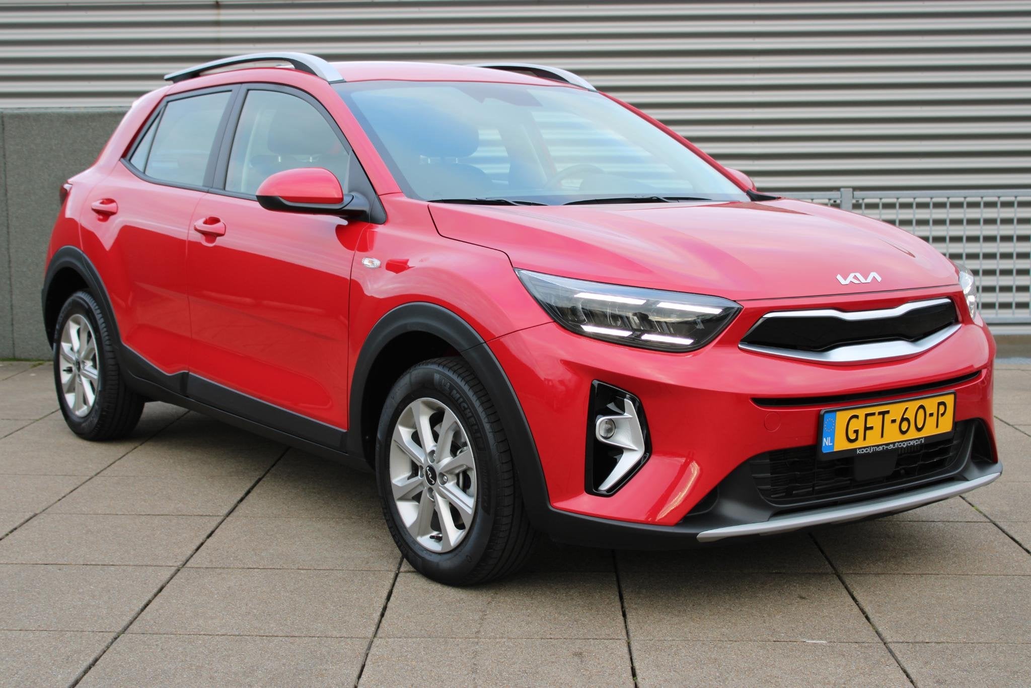 Kia Stonic 1.0 T-GDi MHEV DynamicLine Navigatie / Camera / D, Auto's, Euro 6, Origineel Nederlands, Handgeschakeld, 3 cilinders