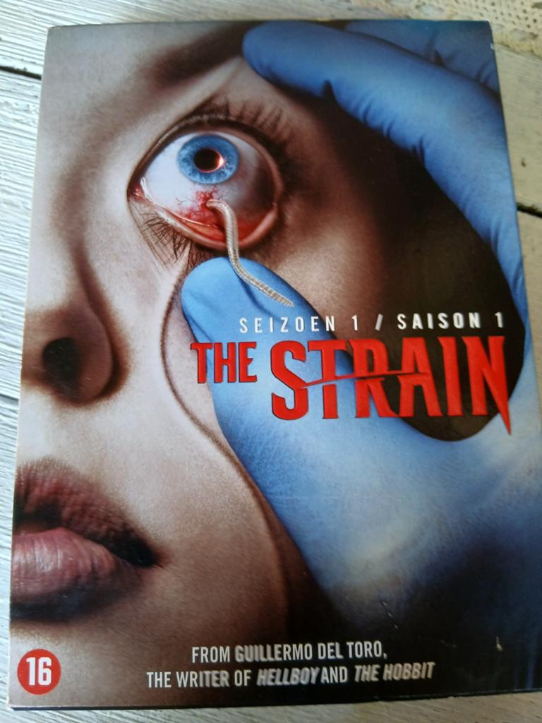 The Strain Seizoen 1 DVD - Horror/Sci-Fi Serie, Vanaf 16 jaar, Ophalen of Verzenden, Gebruikt, Horror