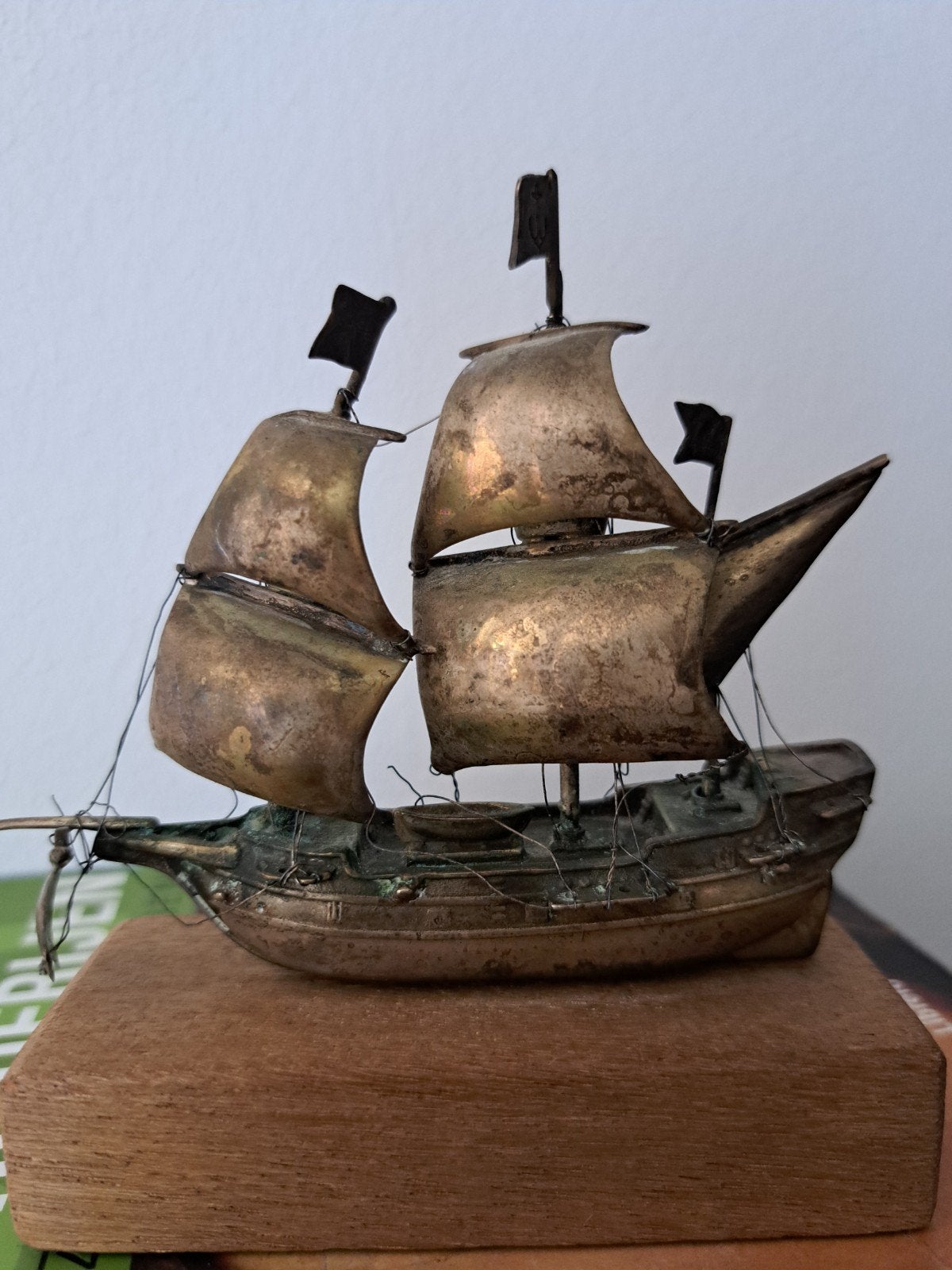 Miniatuur zilveren VOC schip de Halve Maen, Ophalen, Zilver