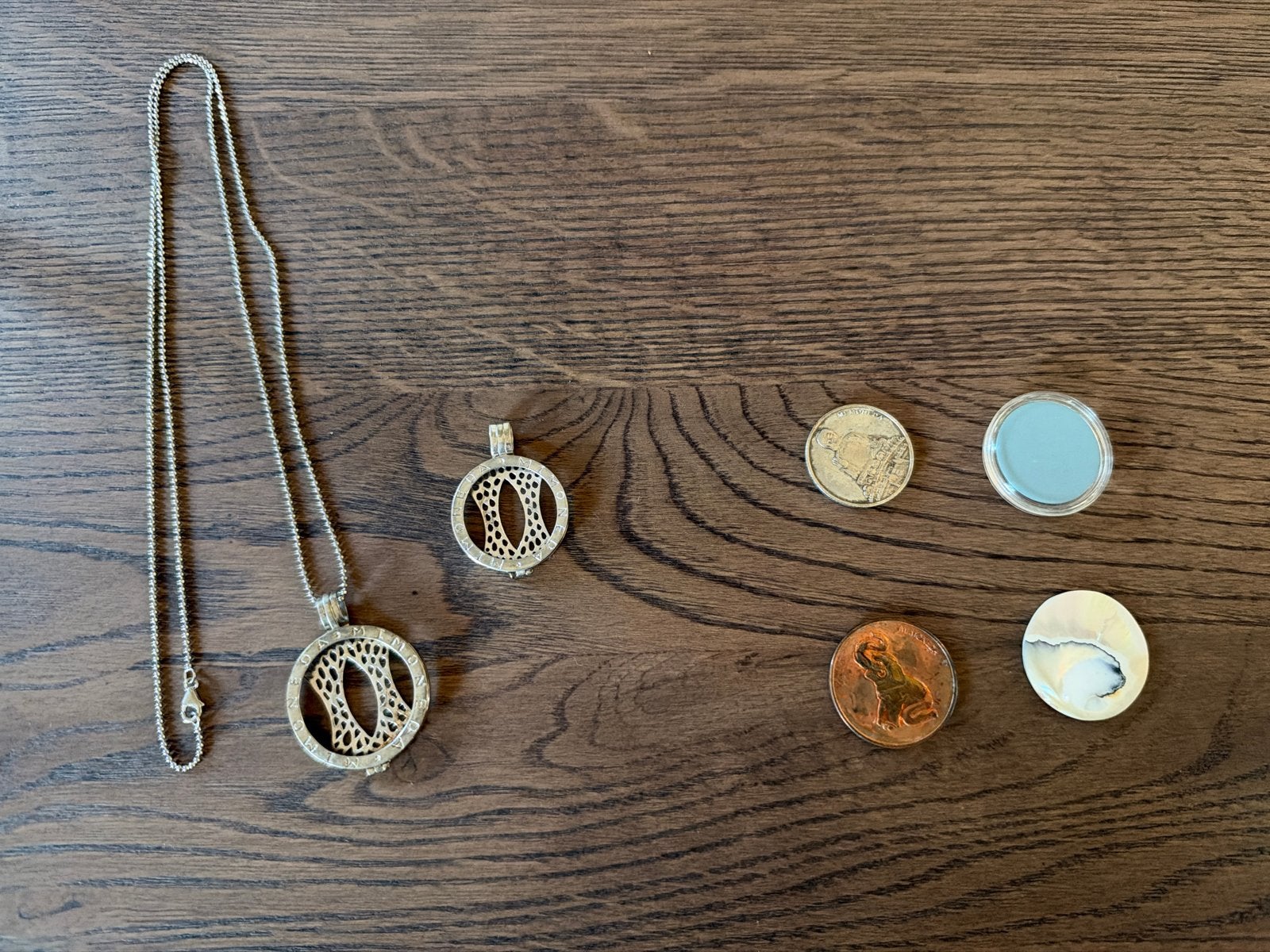 Mi Moneda kettin 80cm incl pendanten en munten, Ophalen of Verzenden, Zo goed als nieuw, Zilver, Overige materialen