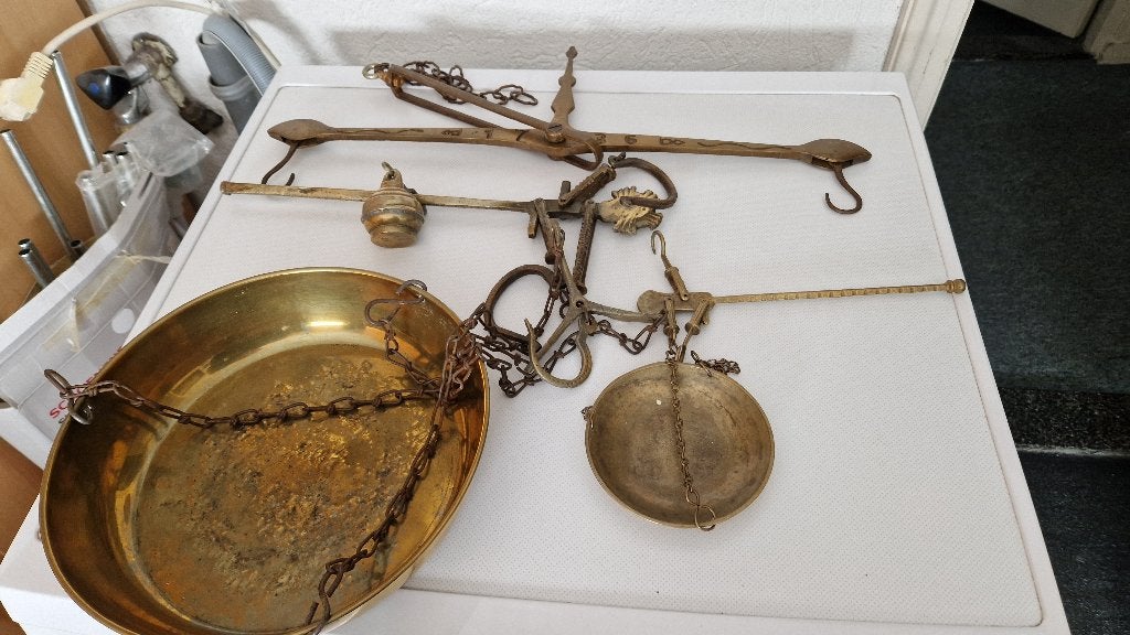 antieke koperen hangweegschaal met accesoirres, Antiek en Kunst, Antiek | Koper en Brons, Ophalen of Verzenden, Koper