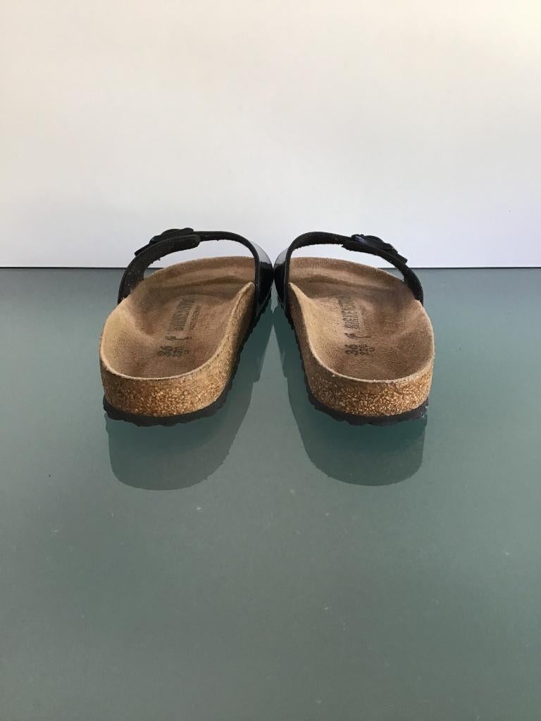 Birkenstock 36 | Madrid zwarte slippers | Gratis verzenden, Kleding | Dames, Schoenen, Slippers, Verzenden, Zwart, Zo goed als nieuw