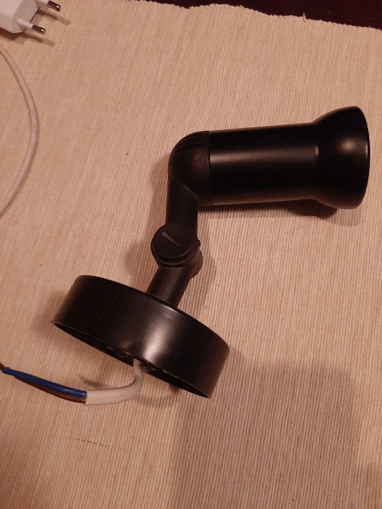 zwart spotje en lamp buigbaar v klein plafond of muur NIEUW, Huis en Inrichting, Kunststof, Geschikt voor plafondmontage, Nieuw