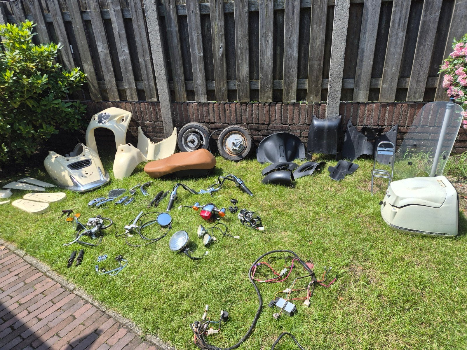 Onderdelenpakket (elektrische) scooter, Ophalen of Verzenden, Gebruikt, Overige typen, Overige merken