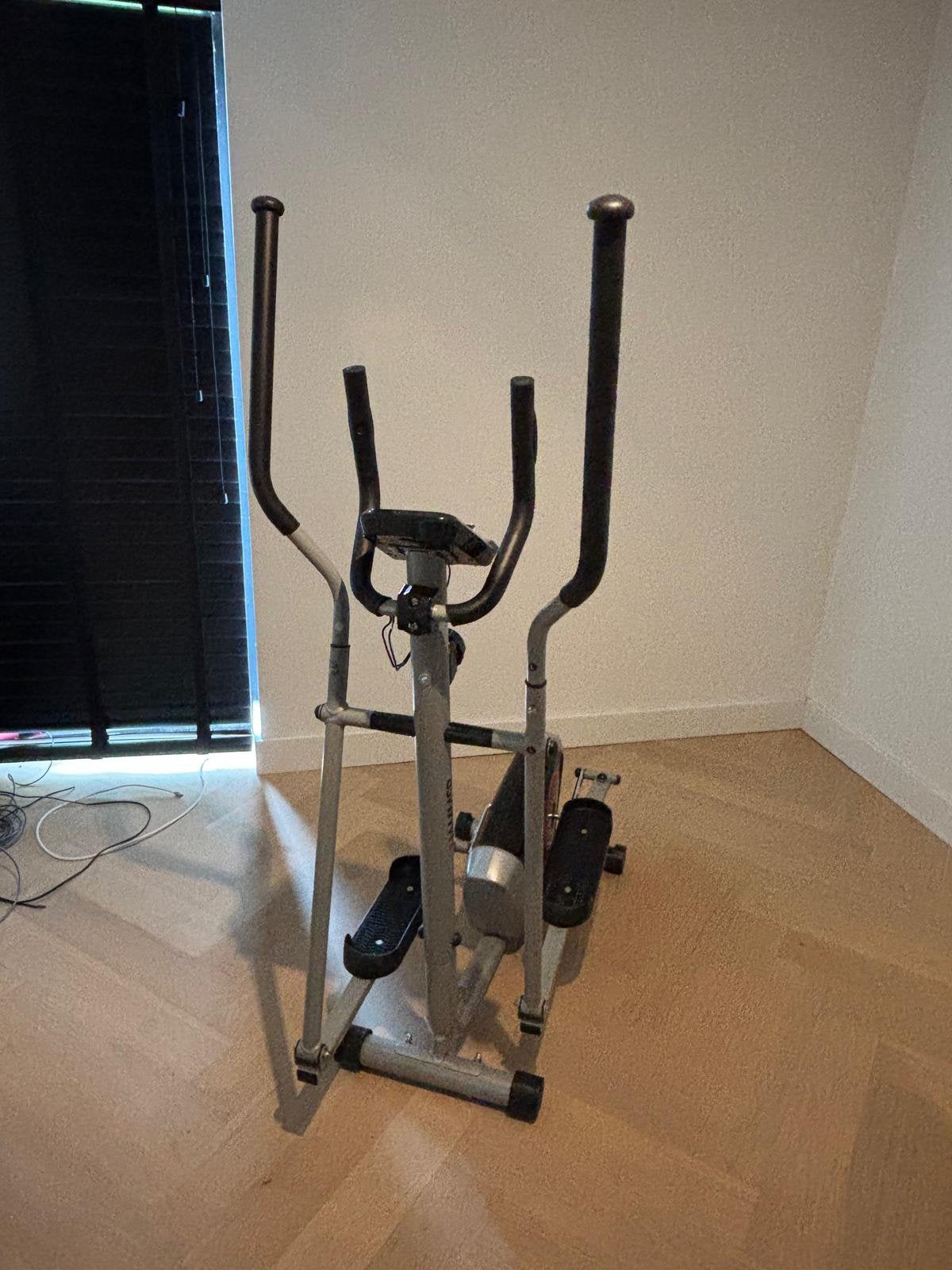 Crosstrainer, Ophalen, Zo goed als nieuw, Crosstrainer