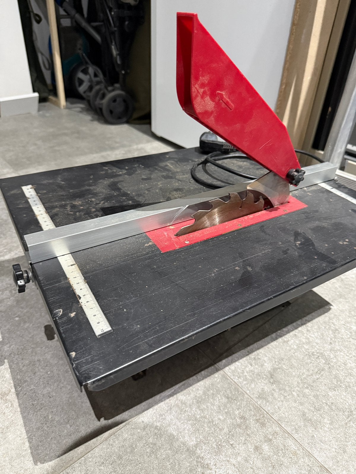 Top Craft zaagtafel, Doe-het-zelf en Verbouw, Gereedschap | Zaagmachines, Ophalen, Cirkelzaag, Zo goed als nieuw, 30 tot 70 mm