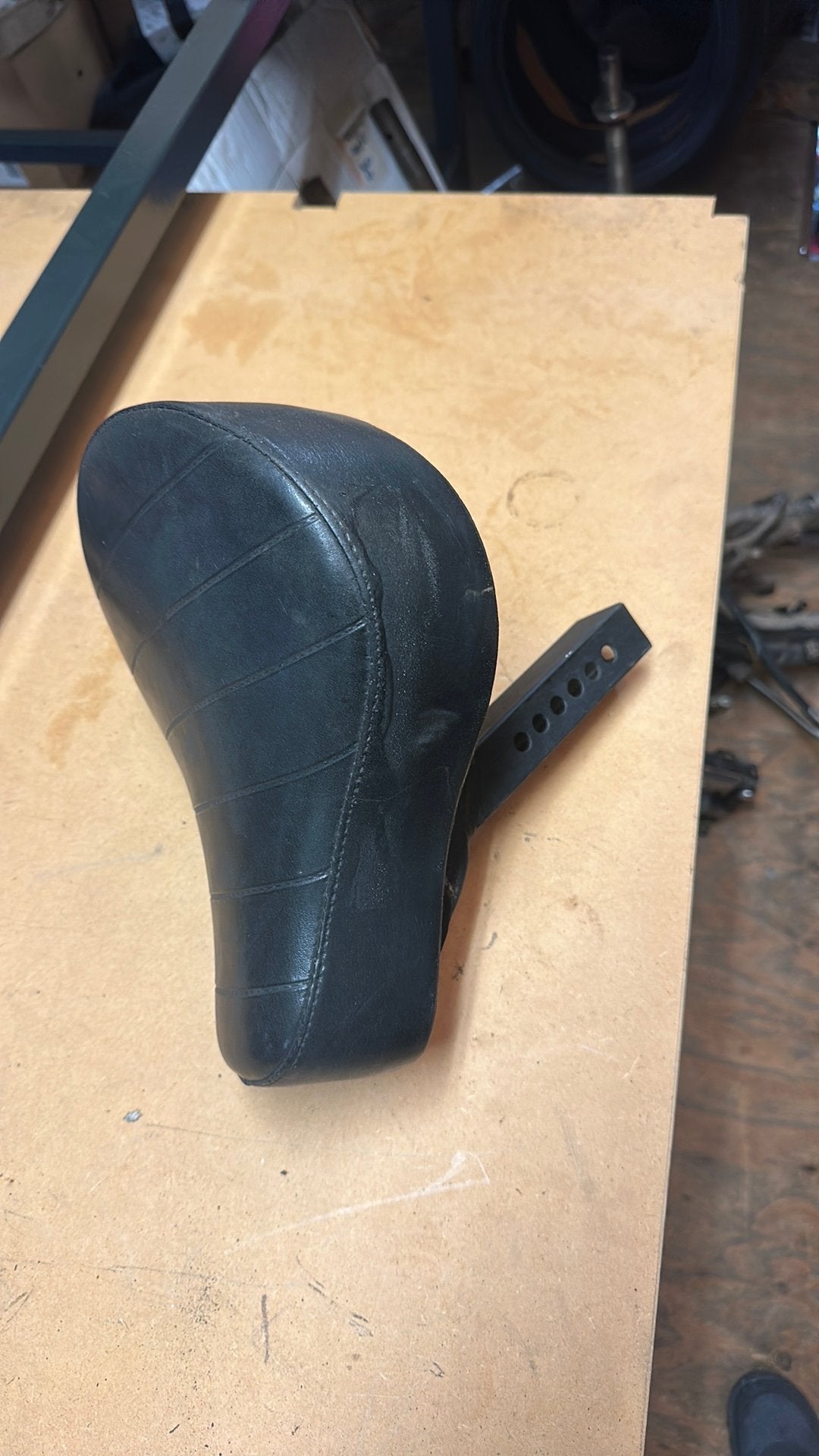 Zadel tomos a35, Ophalen of Verzenden, Zo goed als nieuw, Zadel