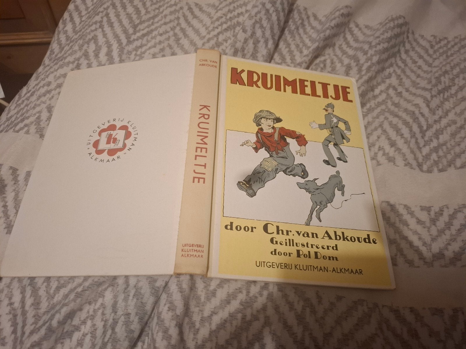 Kruimeltje - Chr. van Abkoude - Geïllustreerd Pol Dom, Ophalen of Verzenden, Gelezen, Chr. van Abkoude, Fictie algemeen