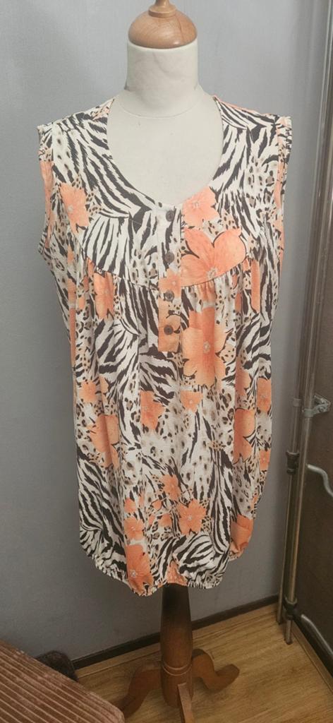 Magna mouwloze top met dierenprint en bloemen, maat 40/42, Maat 42/44 (L), Oranje, Ophalen of Verzenden, Magna