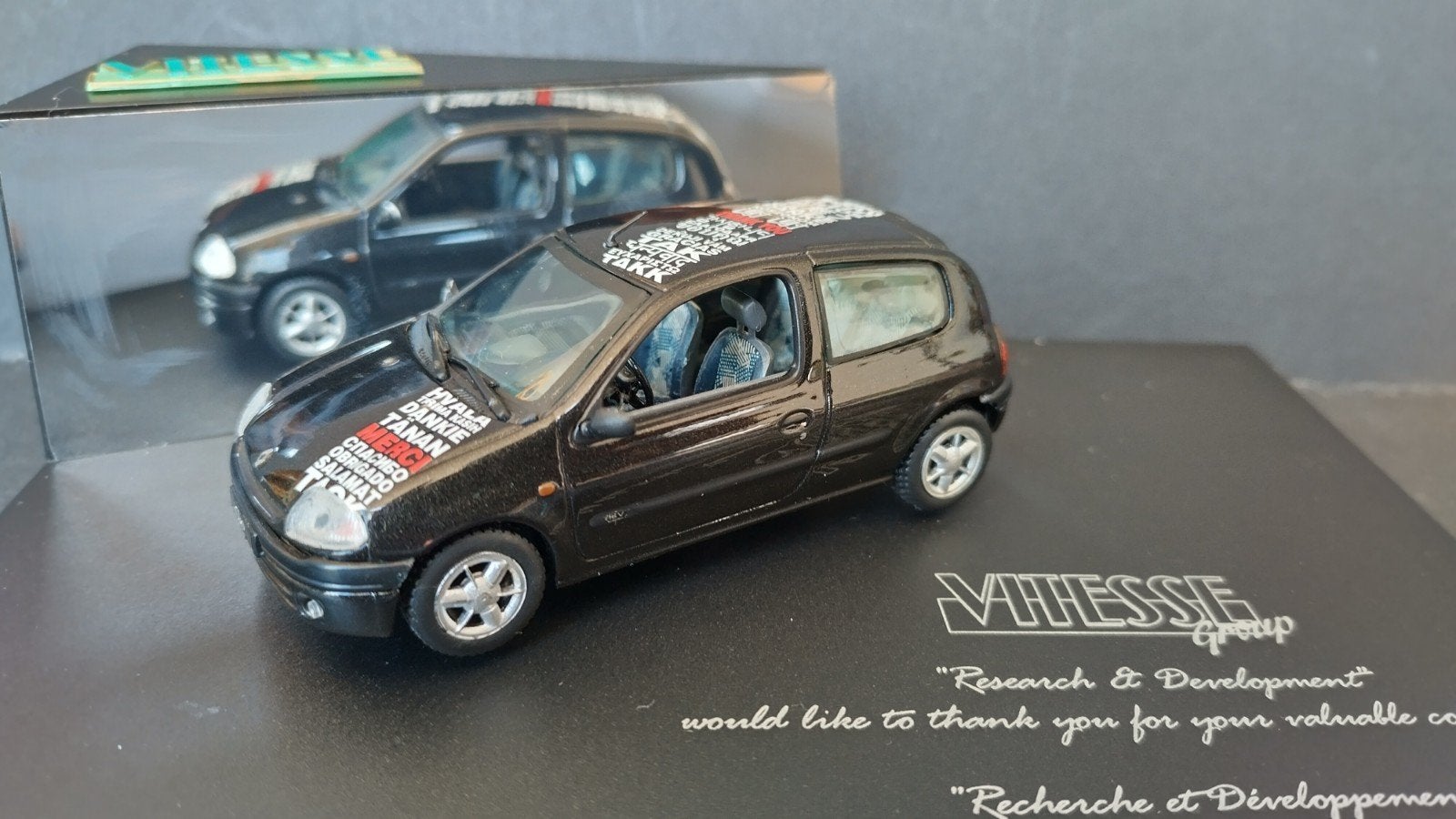 Renault Clio 2001 Thank You 1:43 Vitesse Pol, Overige merken, Auto, Verzenden, .