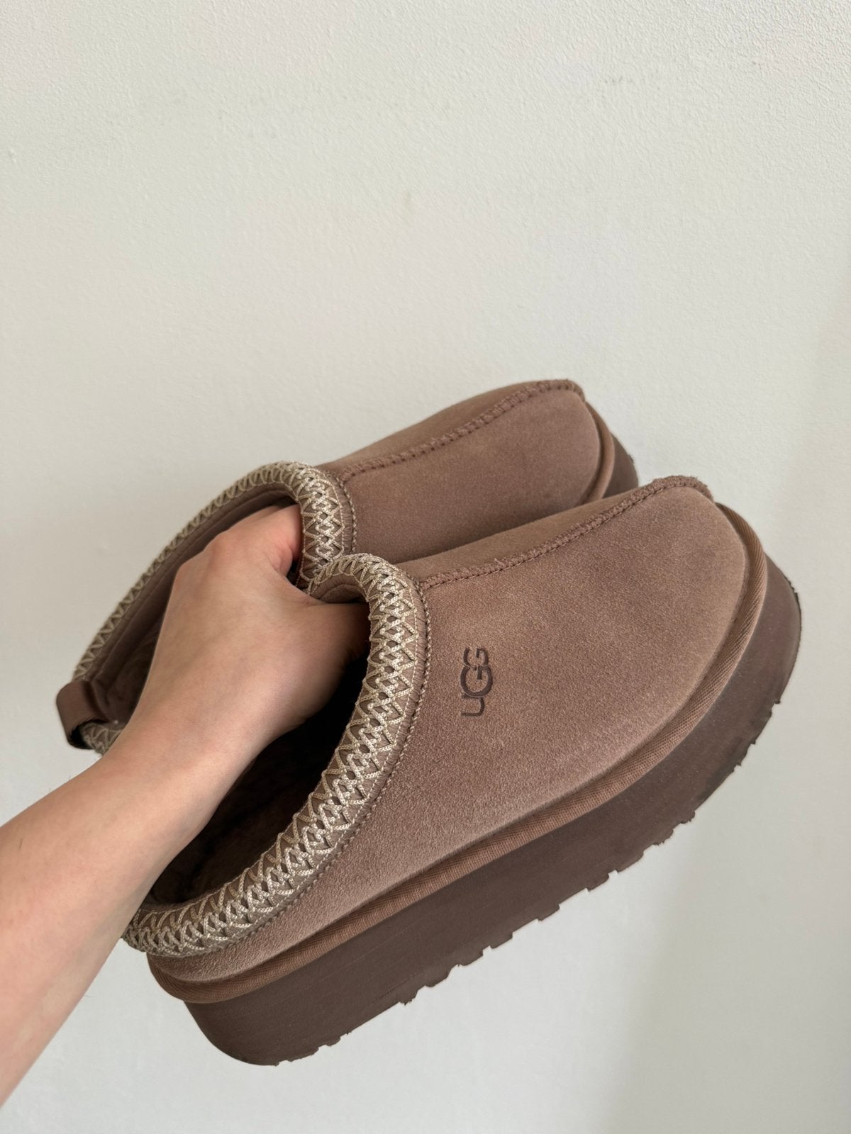 Ugg TAZZ, Ophalen of Verzenden, Gedragen, Overige kleuren