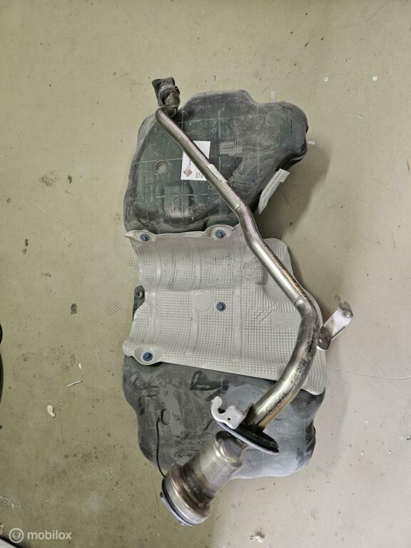 Brandstoftank originel Mercedes  W246 ('11-'19) A2464700400, Auto-onderdelen, Gebruikt, Mercedes-Benz, Ophalen of Verzenden, Mercedes-Benz