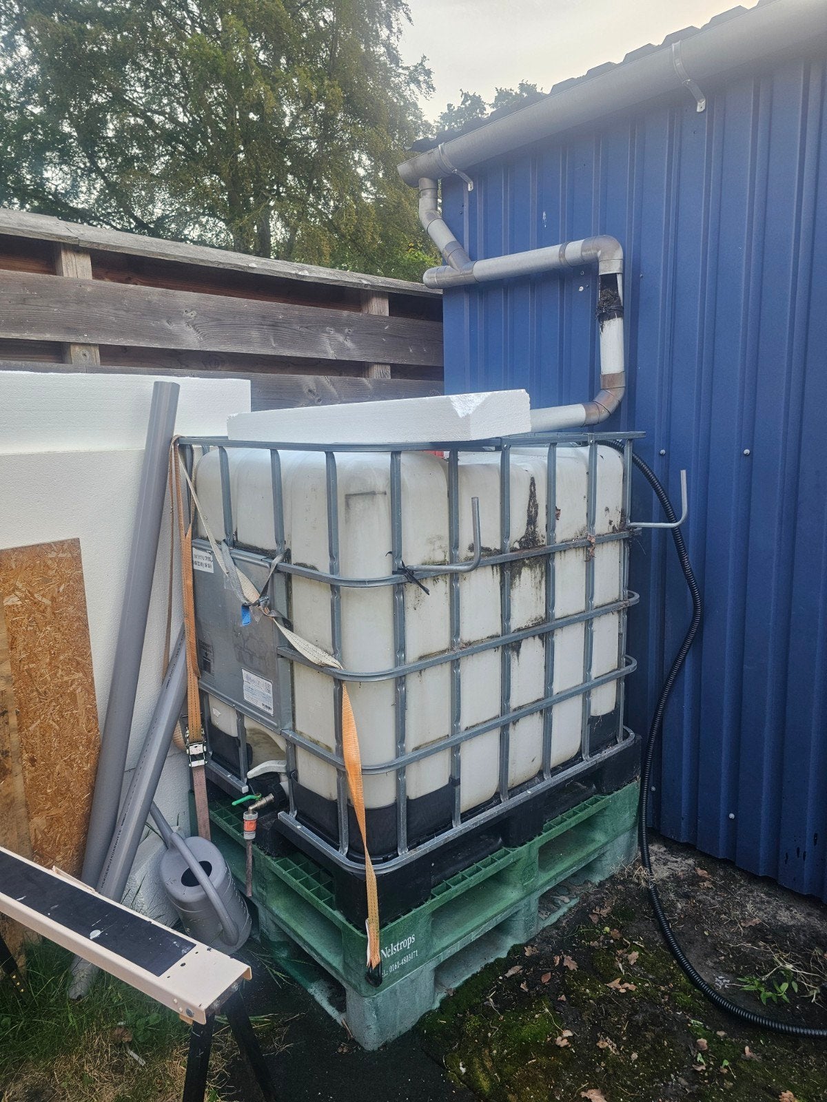 IBC vat 1000 liter met 2 kunststof pallets, Tuin en Terras, Regentonnen, Ophalen of Verzenden