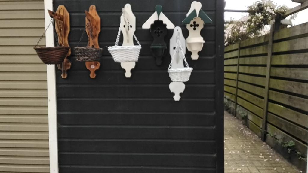 Diverse Bloemhangers voor Muur of Wand - Geschikt voor Buite, Ophalen, Minder dan 60 cm, Nieuw, Balkon