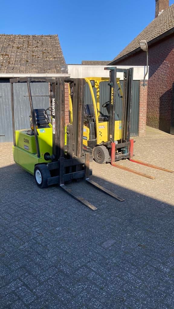 Heftrucks 1,5 ton  accu’s recent vervangen zie omschrijving, 1000 tot 2000 kg, Ophalen, Heftruck
