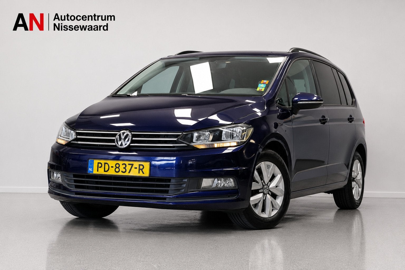 Volkswagen Touran 1.4 TSI Comfortline 7p |Carplay|Climate|, Voorwielaandrijving, Automatische klimaatregeling, Stof, Gebruikt