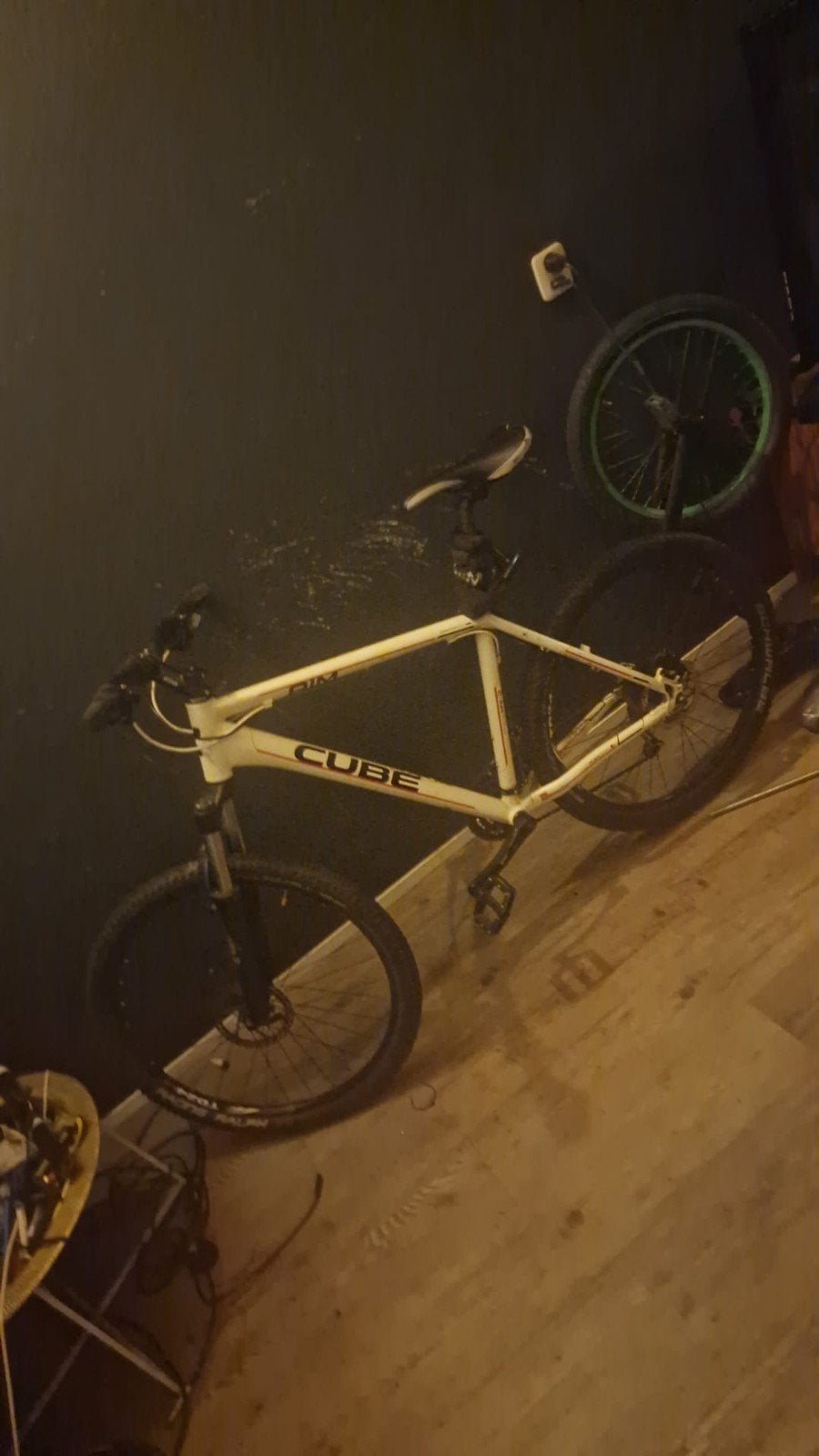 Prachtige nette Cube fiets met kettingslot, Fietsen en Brommers, Hardtail, Zo goed als nieuw, Schijfrem, Ophalen