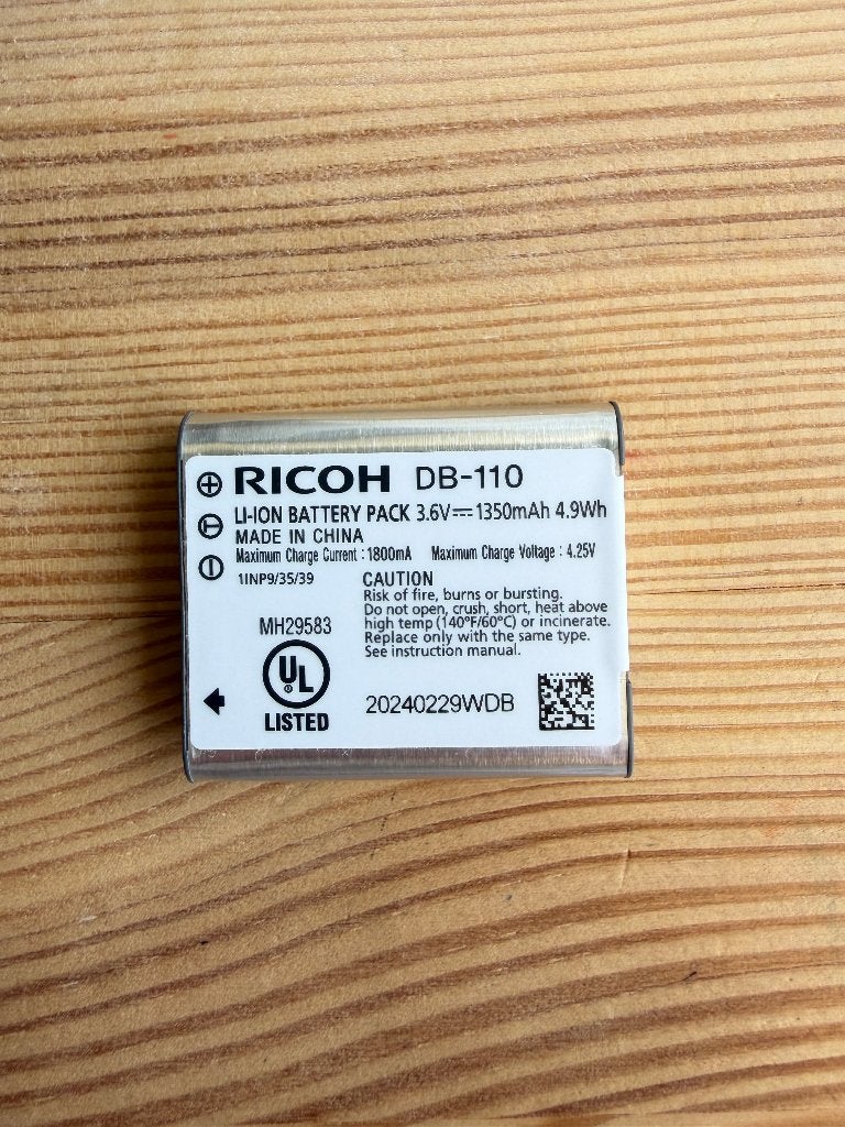 Ricoh GR III battery unused, Compact, Ophalen of Verzenden, Zo goed als nieuw, Overige Merken