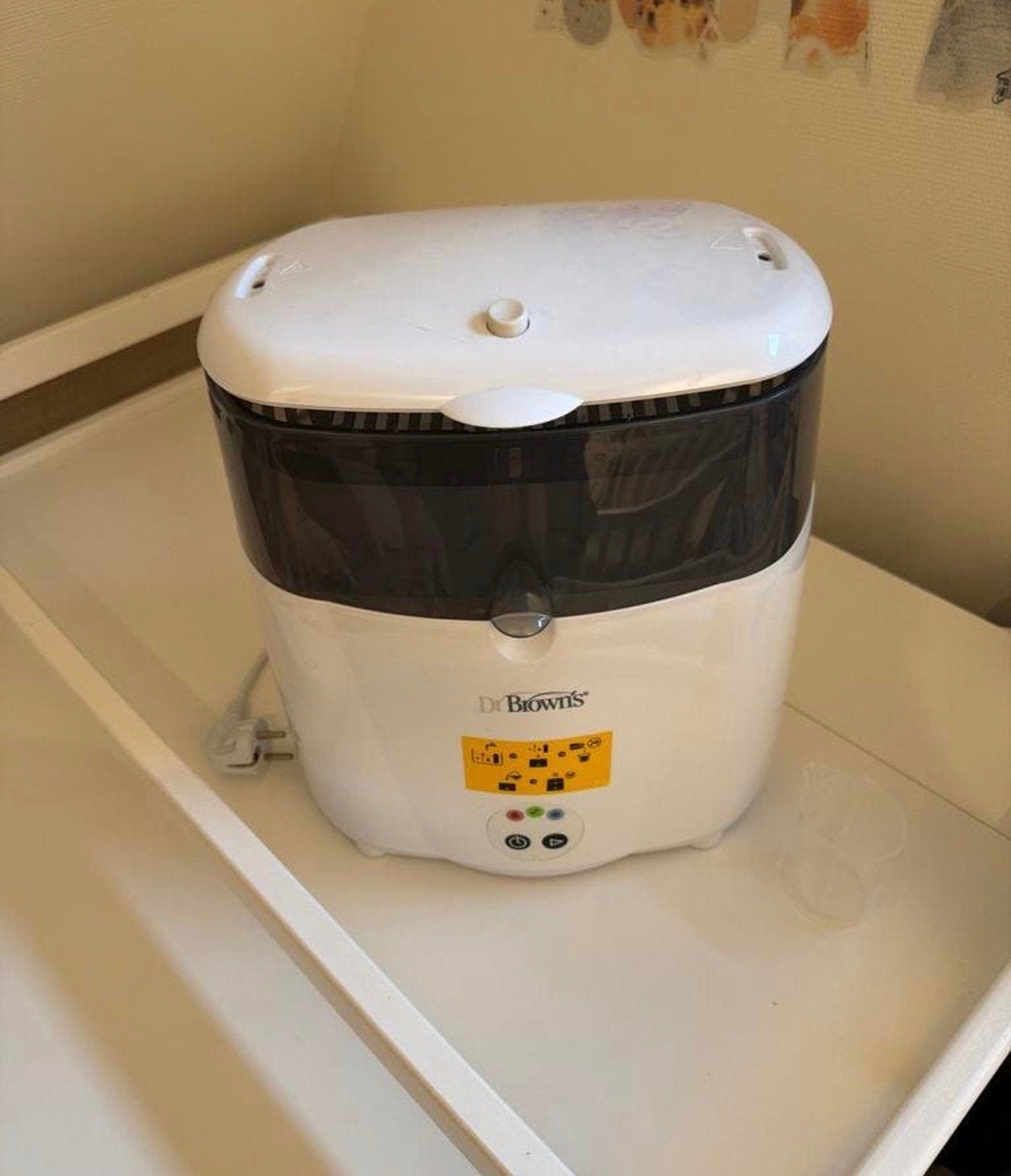 Dr. Brown's Flessen Sterilisator - Snel & Efficiënt, Ophalen of Verzenden, Gebruikt, Sterilisator, Dr. Brown's