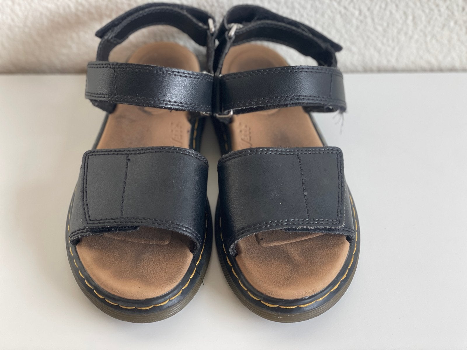 Dr. Martens kindersandalen maat 35 (23 cm), Kinderen en Baby's, Kinderkleding | Schoenen en Sokken, Meisje, Schoenen, Ophalen of Verzenden