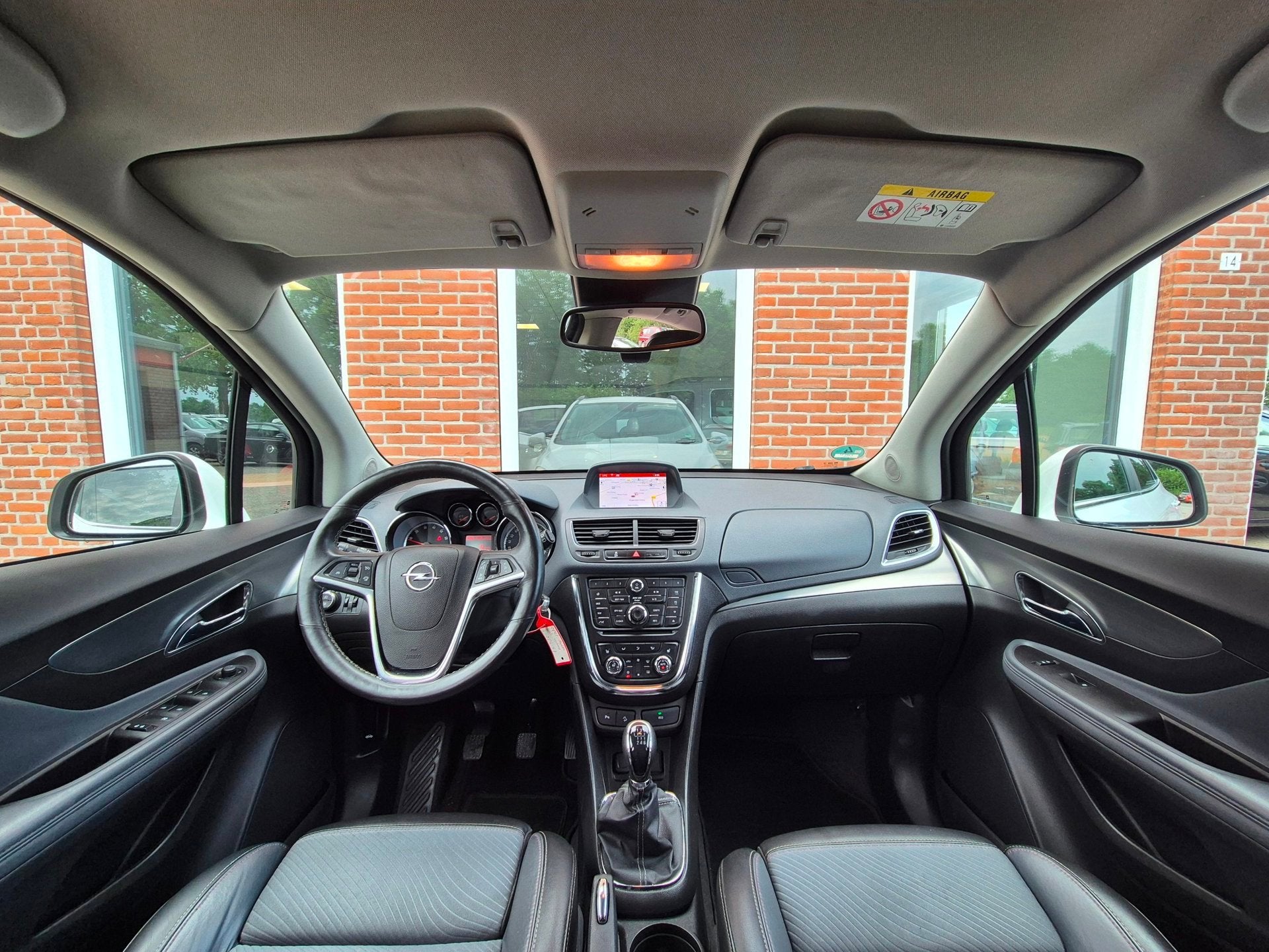 Opel Mokka 1.4 T Cosmo 140PK 5drs clima, cruise, navi, pdc,, Voorwielaandrijving, Euro 5, Gebruikt, 4 cilinders