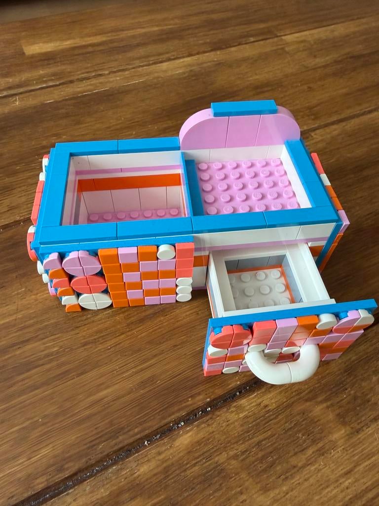 LEGO DOTS 41907 Bureau-organizer, Kinderen en Baby's, Speelgoed | Duplo en Lego, Ophalen of Verzenden, Gebruikt