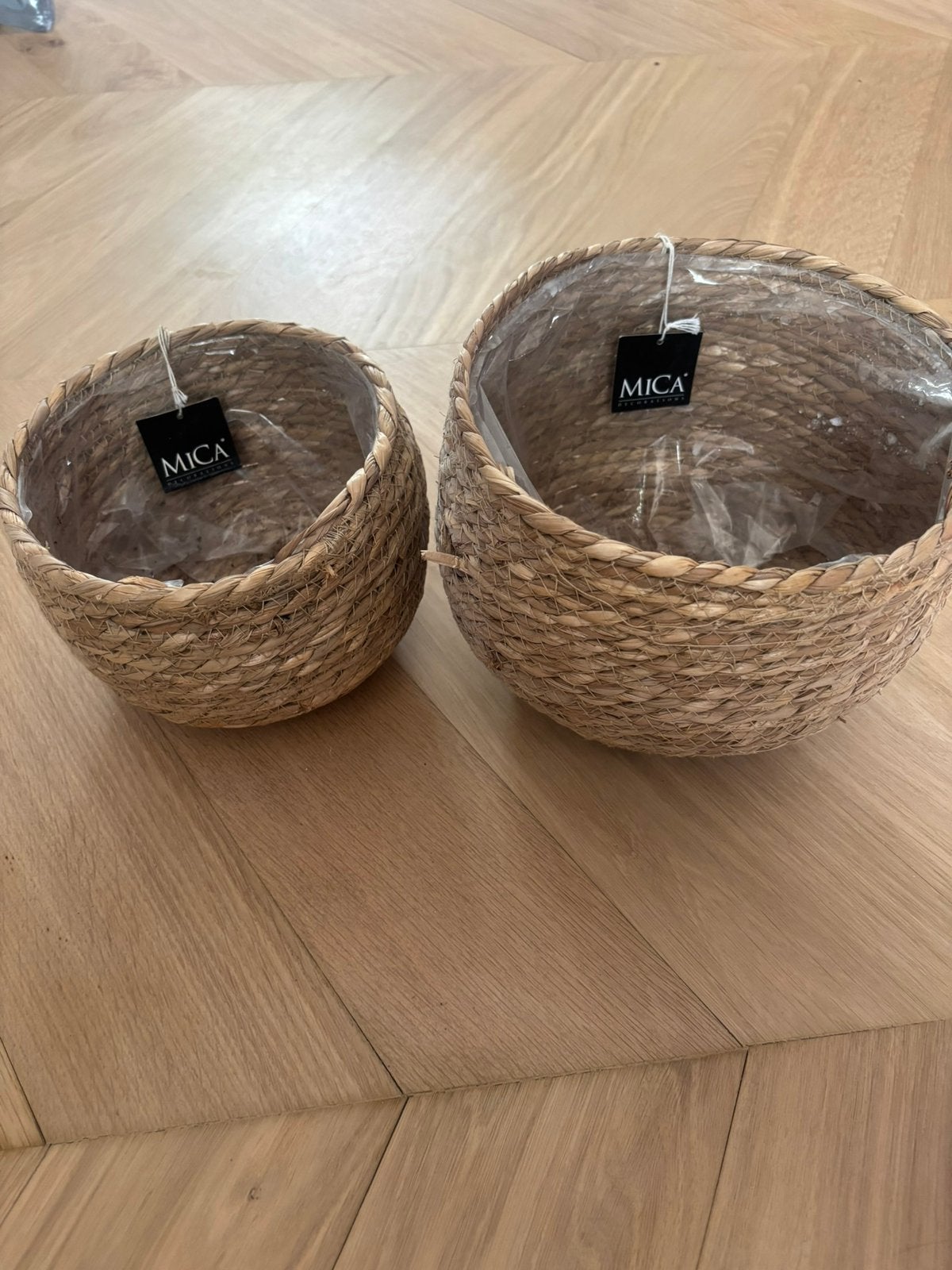 Mica decoratieve zeegras plantenmanden set van 2, Ophalen of Verzenden, Zo goed als nieuw, Rond, Riet