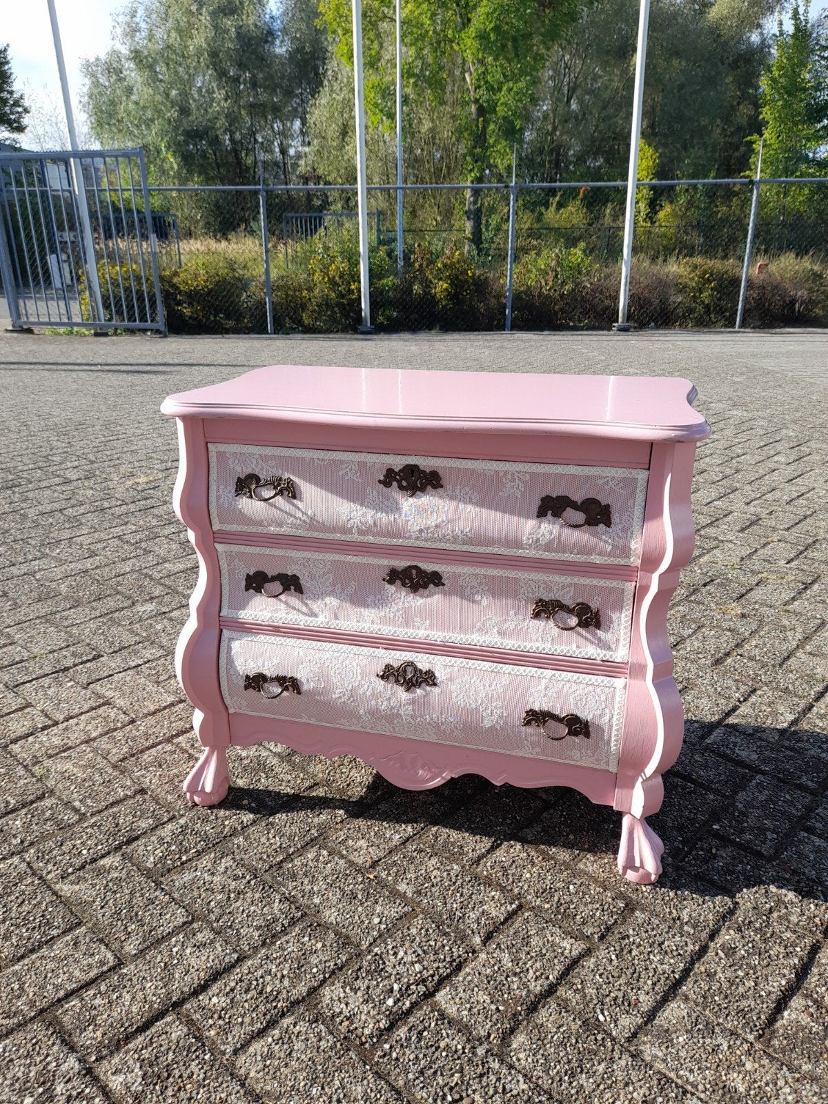 Mooie brocante buik kastje, Ophalen, 50 tot 100 cm, Zo goed als nieuw, 3 of 4 laden