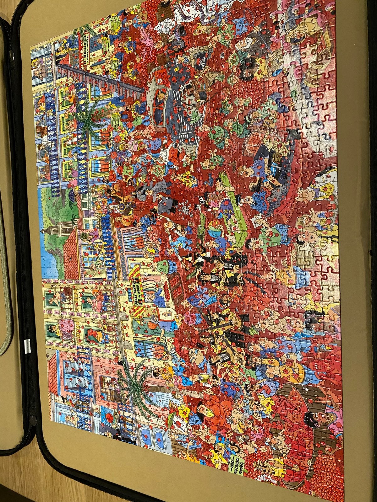 Jan van Haasteren La Tomatina puzzel 950 stukjes, Hobby en Vrije tijd, Ophalen of Verzenden, 500 t/m 1500 stukjes, Zo goed als nieuw