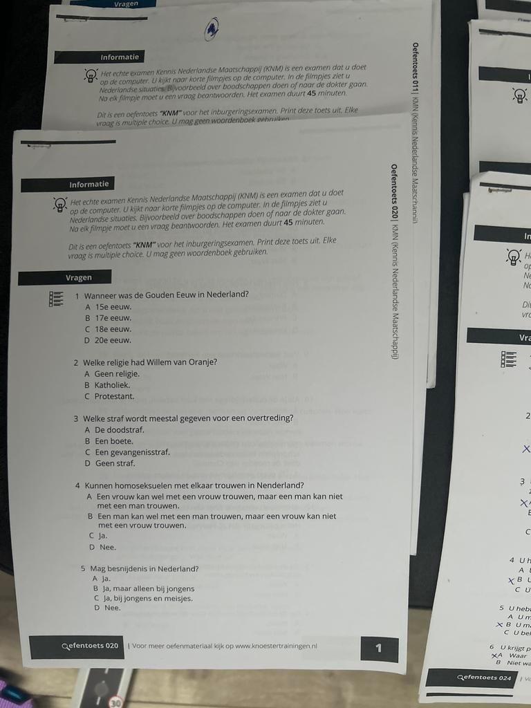KNM Examen oefenmateriaal Inburgering, Boeken, Ophalen, Gamma, Zo goed als nieuw, Overige niveaus