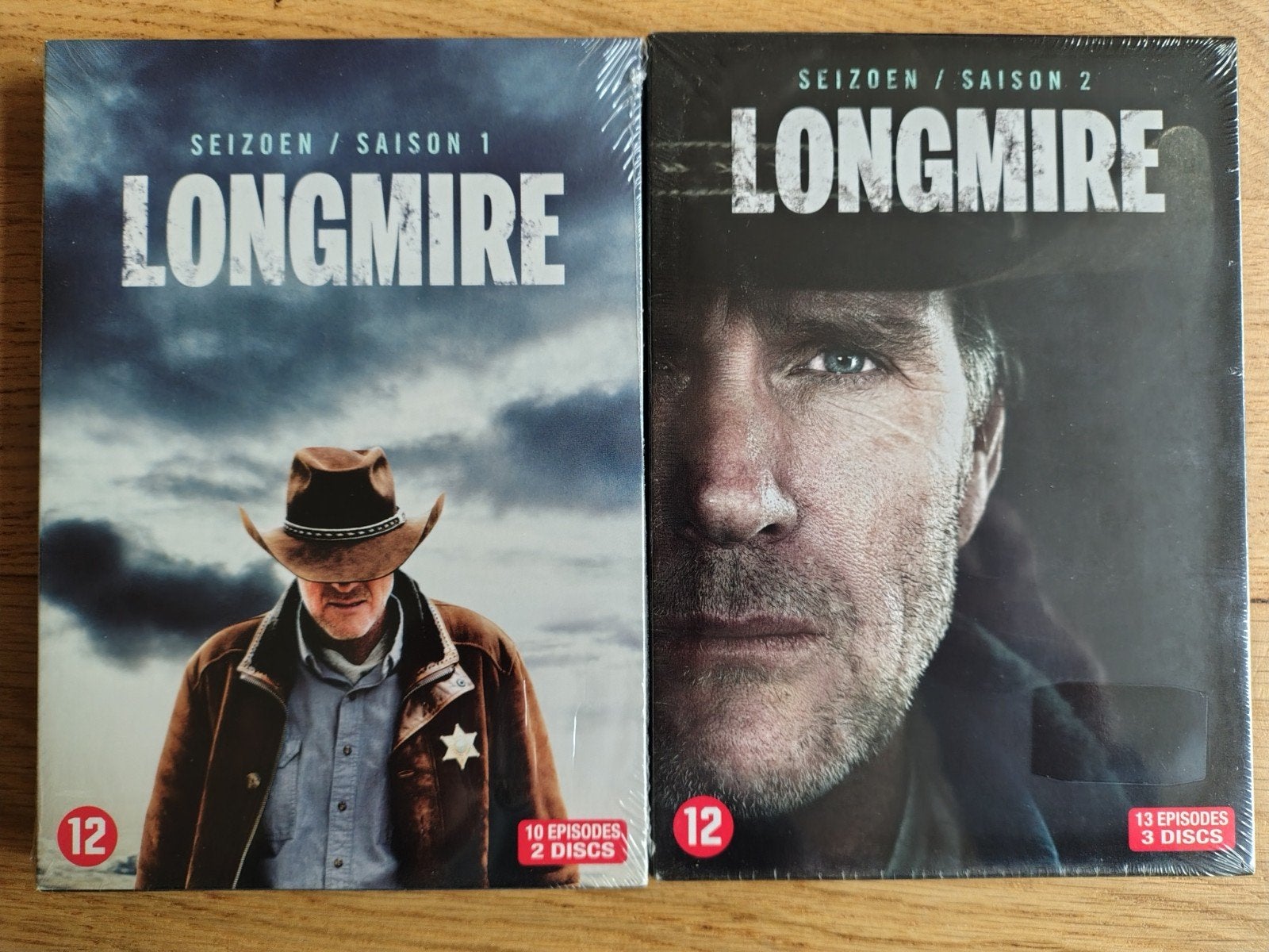 Longmire Seizoen 1 & 2 DVD Boxset, nieuw in seal!, Nieuw in verpakking, Vanaf 12 jaar, Engels, Bonusmateriaal