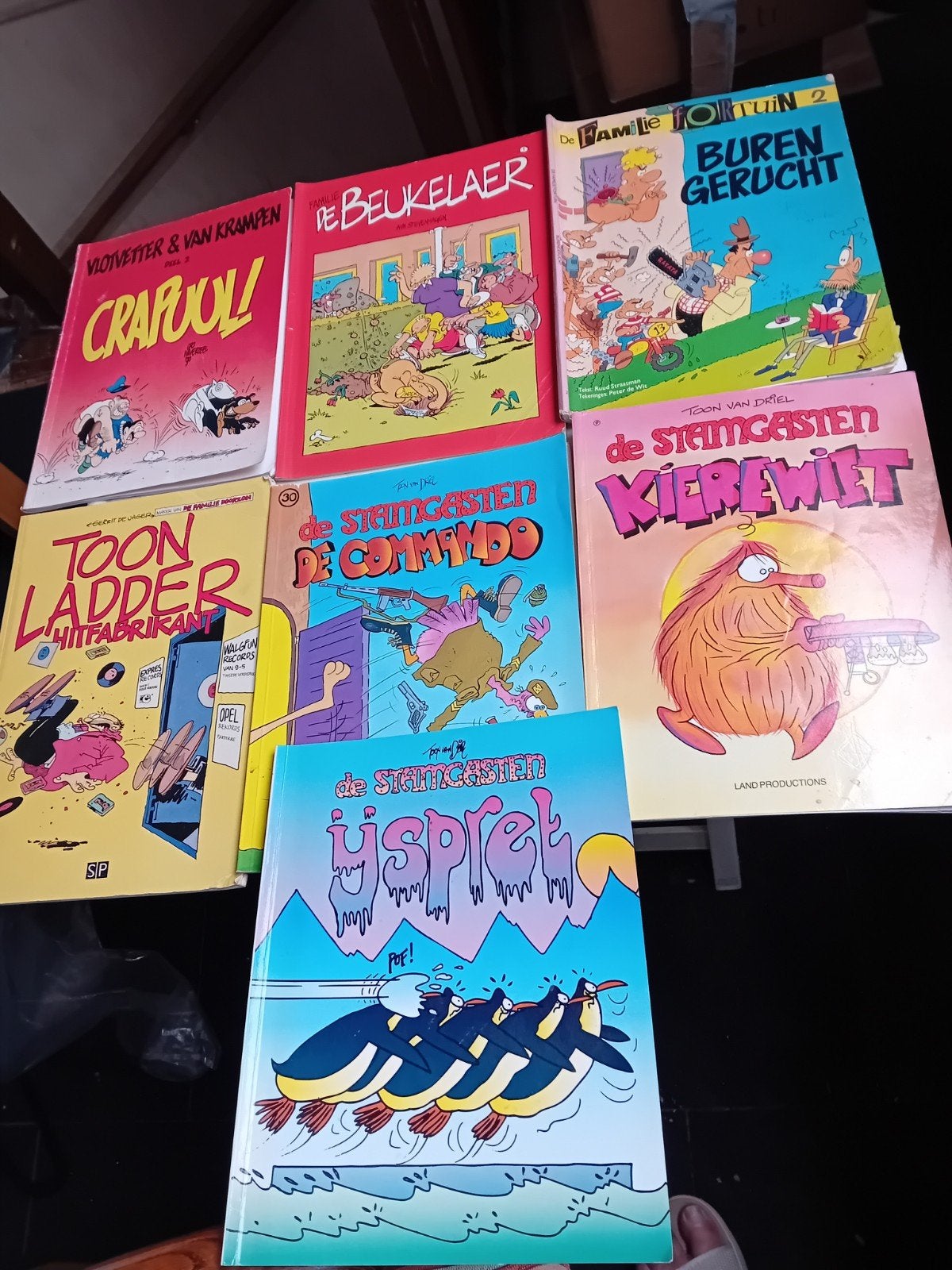 Diverse stripboeken: Crapool, De Beukelaer, De Stamgasten, Meerdere stripboeken, Ophalen of Verzenden, Gelezen