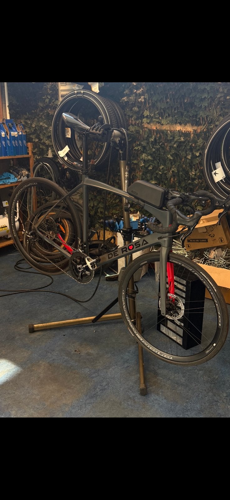 De Rosa Idol Disc Carbon | Campagnolo Potenza 11s- topstaat, 28 inch, Carbon, Heren, Zo goed als nieuw