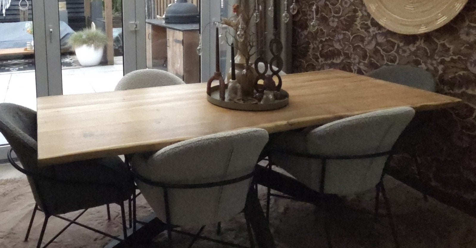 Robuuste massieve boomstam tafel, 200 cm of meer, Ophalen of Verzenden, Zo goed als nieuw, Industrieel, Modern, Landelijk