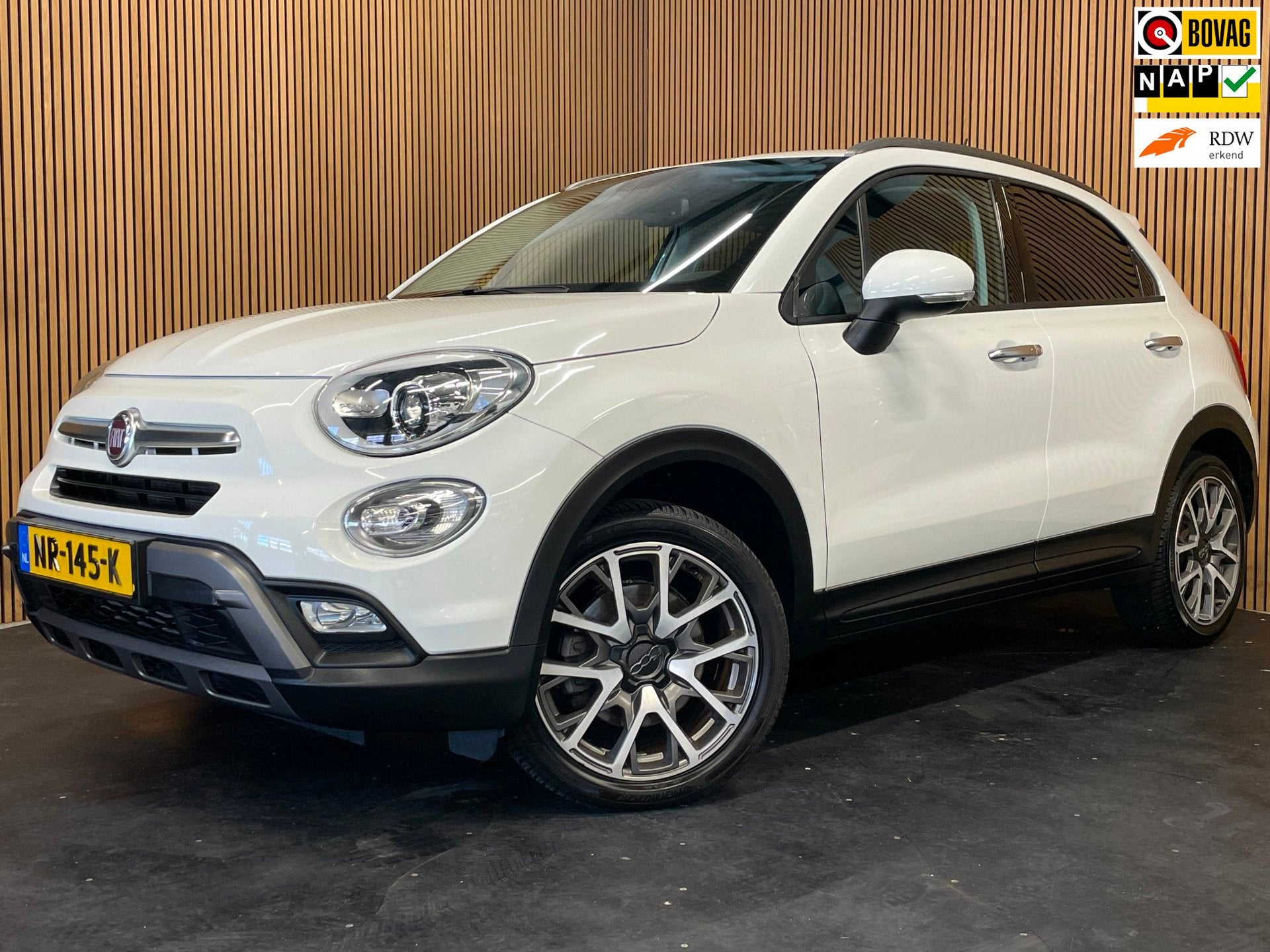 Fiat 500 X Cross 1.4 Turbo MultiAir CrossPlus|AUTOMAAT|TREKH, Gebruikt, 4 cilinders, Automatische klimaatregeling, Wit