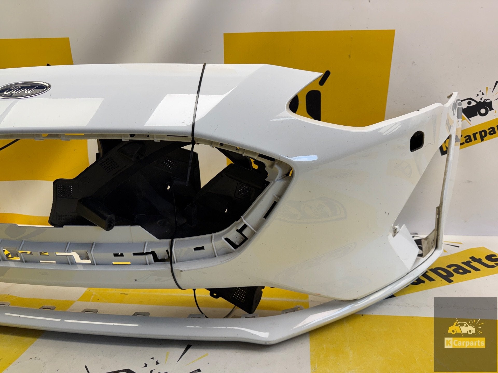 Voorbumper Ford Focus Mk4 2018+ JX7B-17757-A bumper, Gebruikt, Voor, Info@ford.com, Ophalen of Verzenden