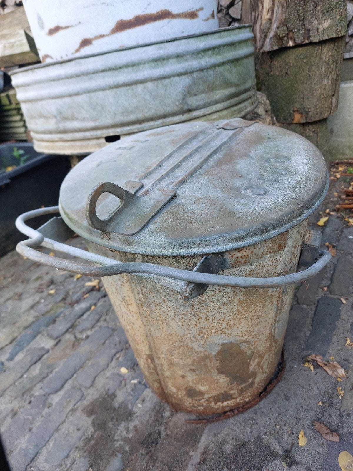 Zinken vuilnis emmer Tiel, Ophalen, Rond, Metaal, Minder dan 30 cm