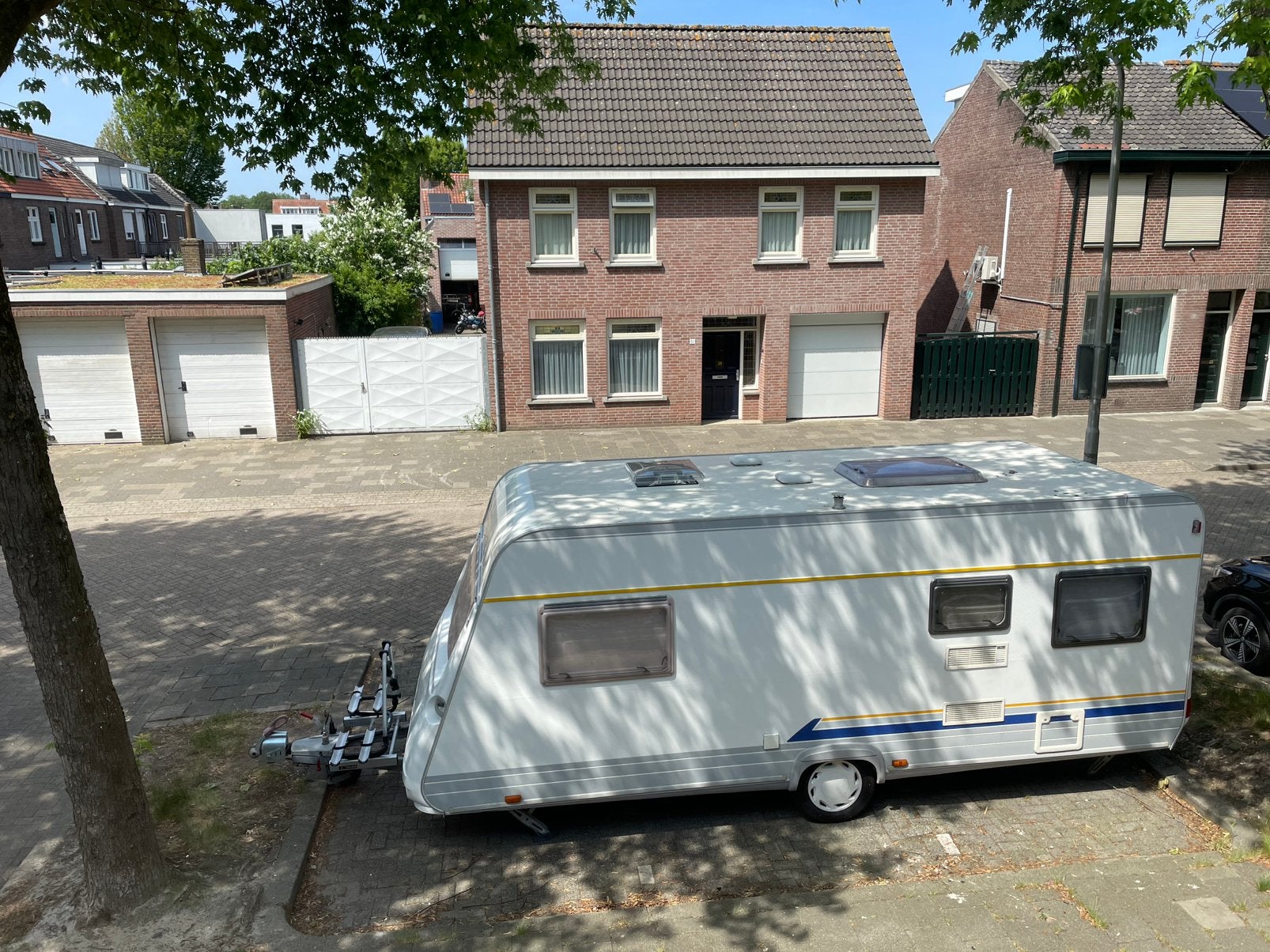 In prima staat verkerende Bürstner Amara WBU 492 TL, Caravans en Kamperen, Rondzit, Particulier, Bürstner, 4 tot 5 meter