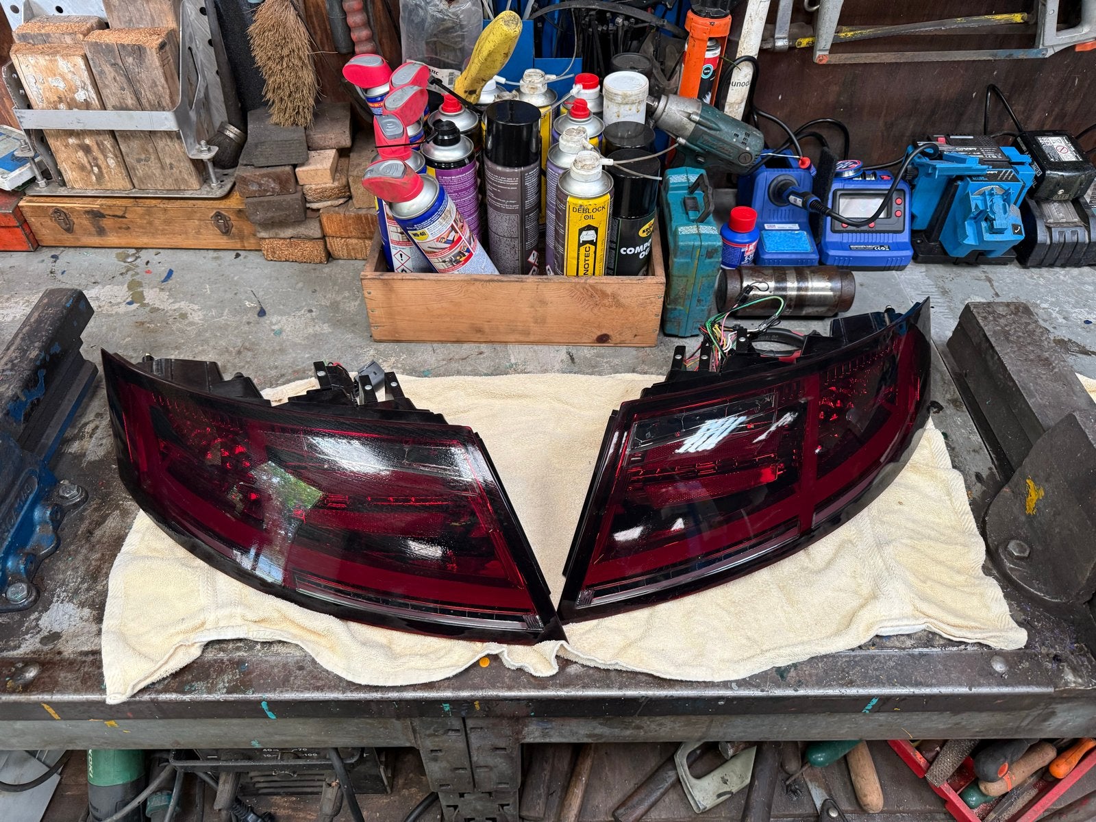 Audi TT MK2 LED achterlichten (rechter remlicht defect), Auto-onderdelen, Ophalen, Gebruikt, Audi