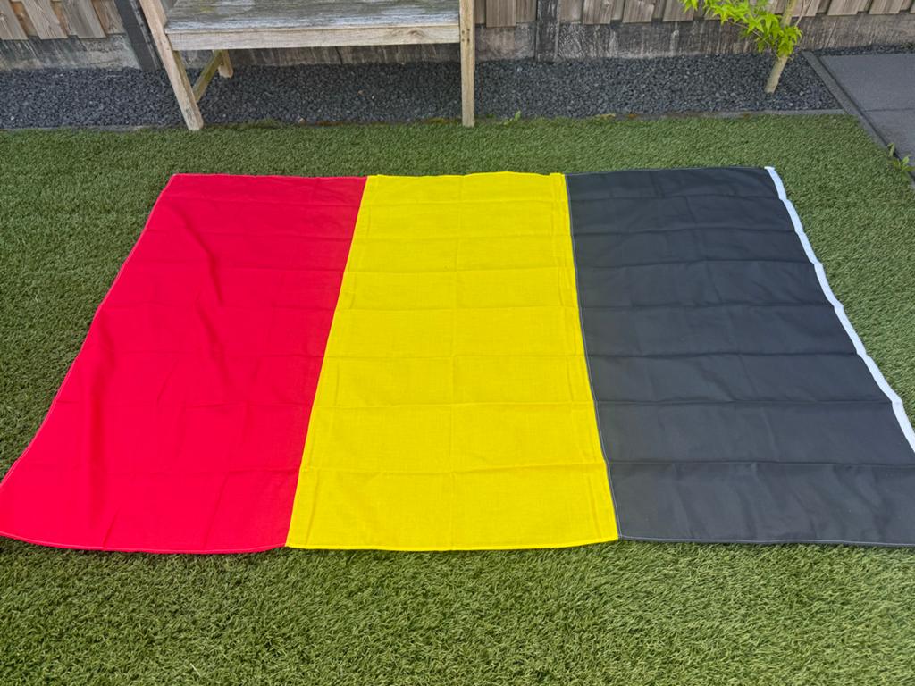 Grote Belgische vlag (nieuw), Diversen, Vlaggen en Wimpels, Ophalen of Verzenden, Nieuw