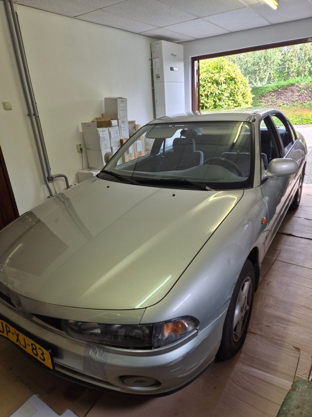 Mitsubishi Galant 1.8 GLSI Automaat 1994, lage km's, grijs, Auto's, Dealer onderhouden, Stof, 1834 cc, Origineel Nederlands