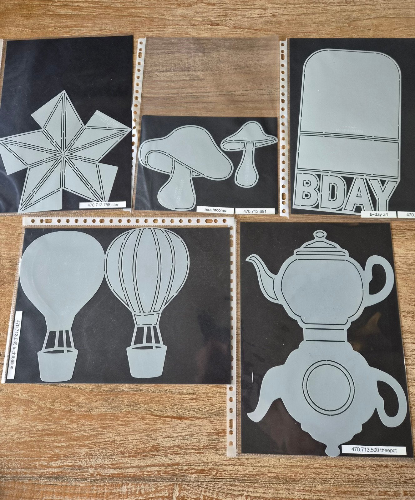 Dutch Doobadoo stencils / mallen - diverse designs, Hobby en Vrije tijd, Ophalen of Verzenden