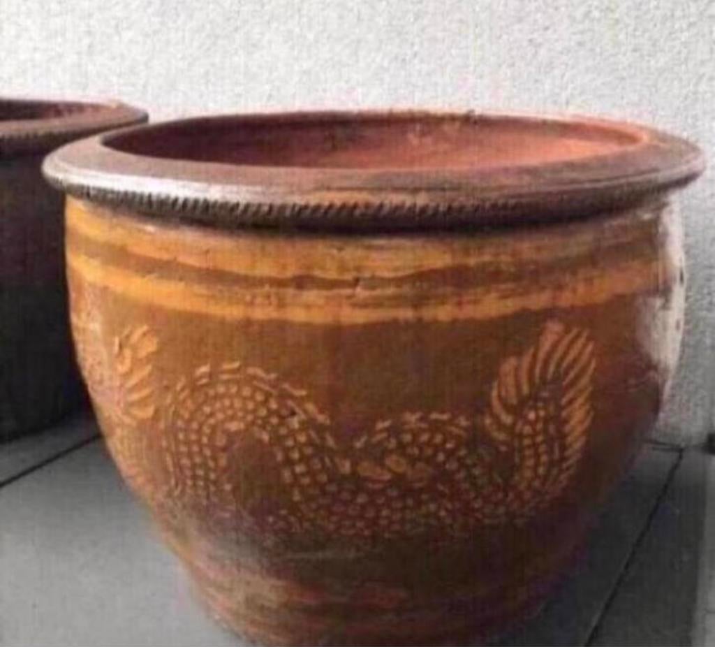 Prachtige vintage draken bloempotten dikke terracotta 51+cm, Gebruikt, 40 cm of meer, Rond, Ophalen of Verzenden
