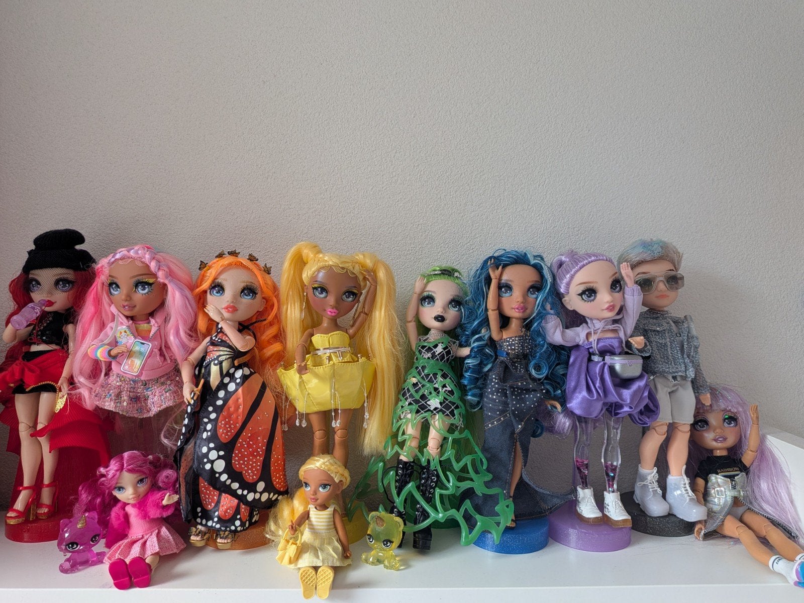 Grote collectie Rainbow High poppen en accessoires, Kinderen en Baby's, Speelgoed | Poppen, Ophalen of Verzenden, Zo goed als nieuw